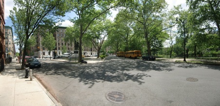 EXT. NEW YORK STREET (bicycle)