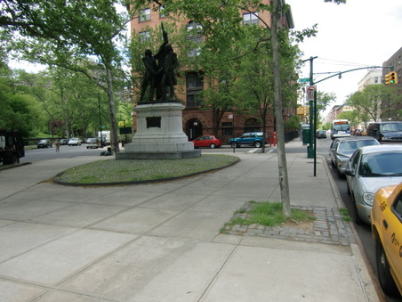 Enlarge photo 37