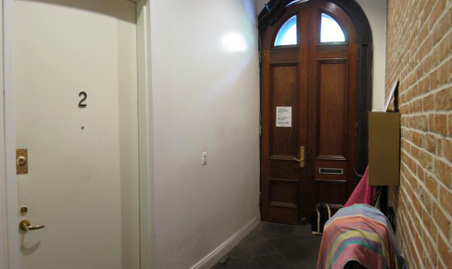 Enlarge photo 12