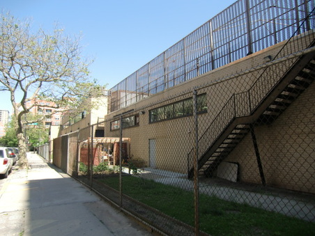 Enlarge photo 19