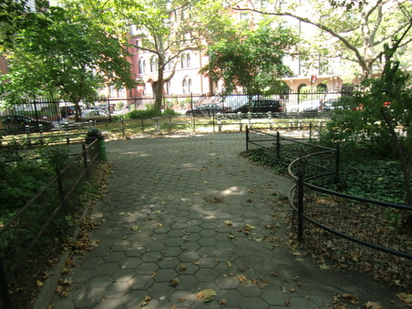Enlarge photo 9