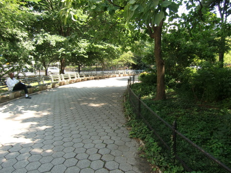 Enlarge photo 11