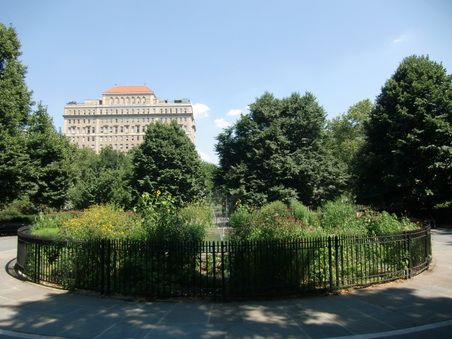 Enlarge photo 21