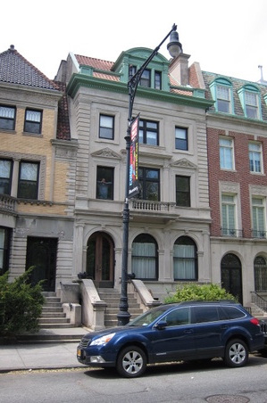 I/E FALKOFF'S HOME