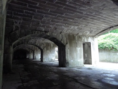 Enlarge photo 73