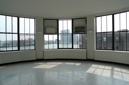 Enlarge photo 31