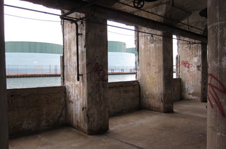 Enlarge photo 52