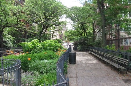 Enlarge photo 2