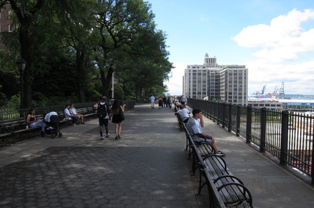 Enlarge photo 8