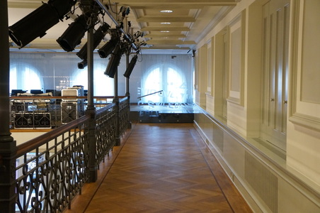 Enlarge photo 54