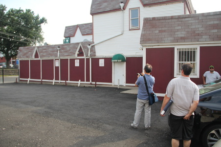 Enlarge photo 12