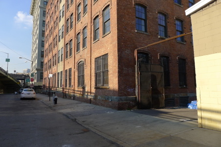 Enlarge photo 3