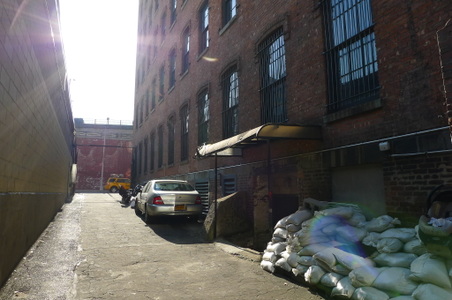 Enlarge photo 17