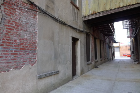 Enlarge photo 21