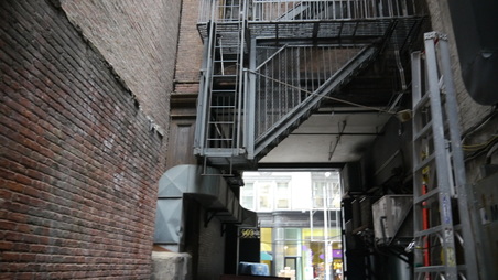Enlarge photo 22