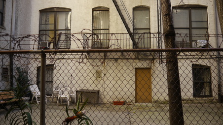 Enlarge photo 18