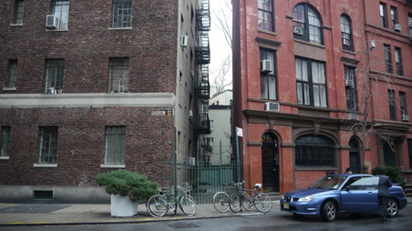 Alley - 72 Barrow Street