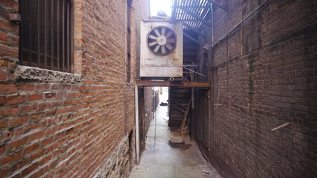 Enlarge photo 11
