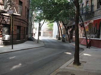 Enlarge photo 19