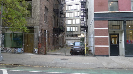 Enlarge photo 2