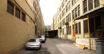Paramount Antiques