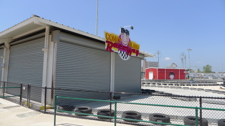 Enlarge photo 46