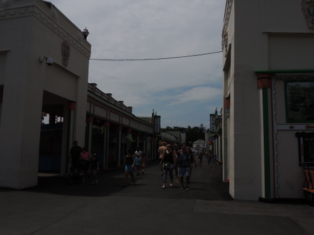 Enlarge photo 56