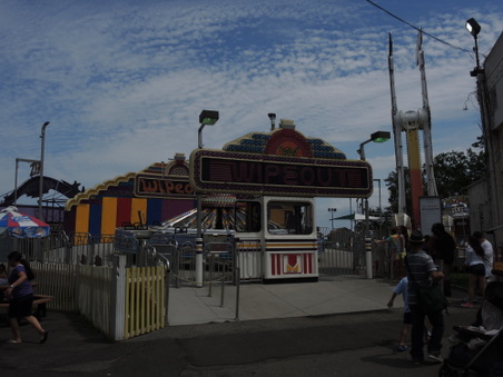 Enlarge photo 61