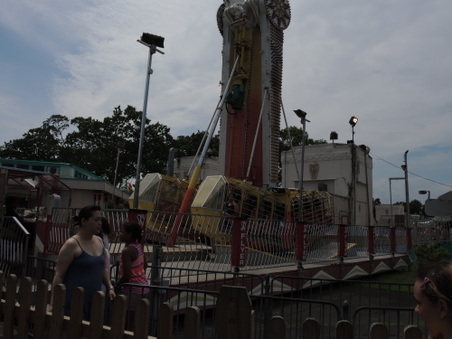 Enlarge photo 69