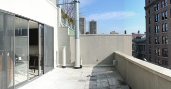Enlarge photo 11