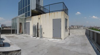 Enlarge photo 17