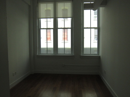 Enlarge photo 47