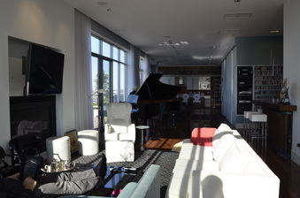Enlarge photo 10