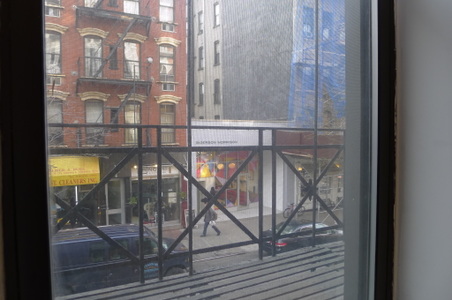 Enlarge photo 4
