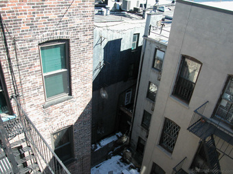 Enlarge photo 1