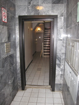 Enlarge photo 3