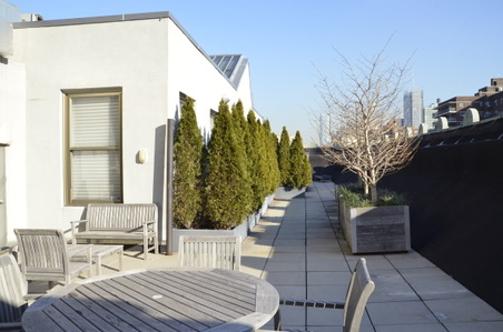 Enlarge photo 38