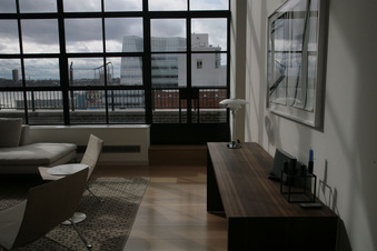 Enlarge photo 8