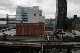 Enlarge photo 46