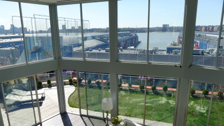 Enlarge photo 10