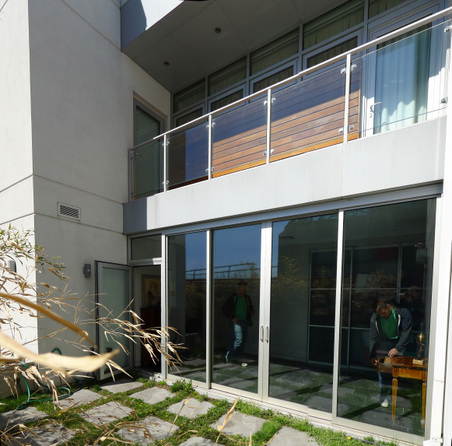 Enlarge photo 12