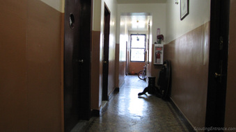 Enlarge photo 33