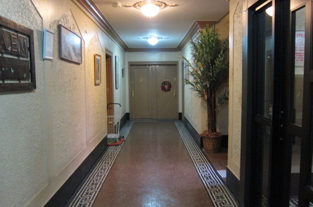 Enlarge photo 13
