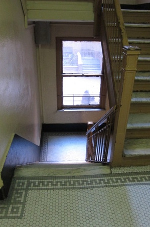 Enlarge photo 16