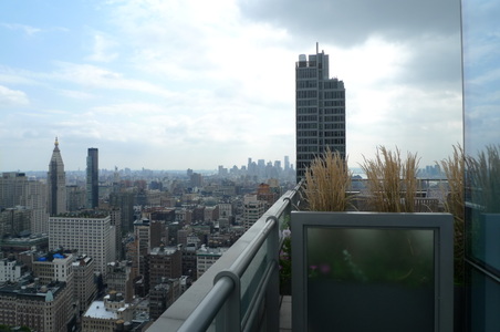Enlarge photo 42