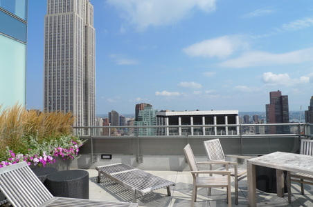 Enlarge photo 53