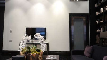 Enlarge photo 24
