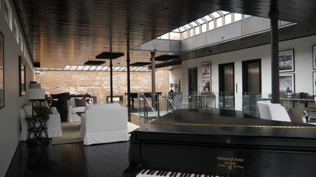 Enlarge photo 36