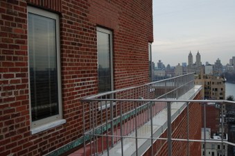 Enlarge photo 19