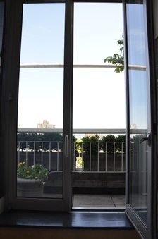Enlarge photo 52